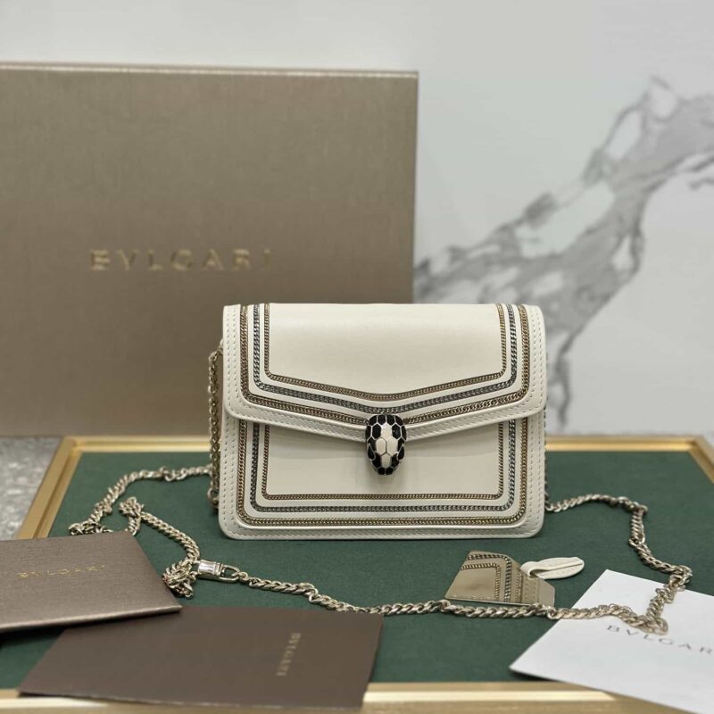 【Bvlgari】链条包mini来袭宝格丽专柜全新“Serpenti Diamond Blast链条包型号:288104