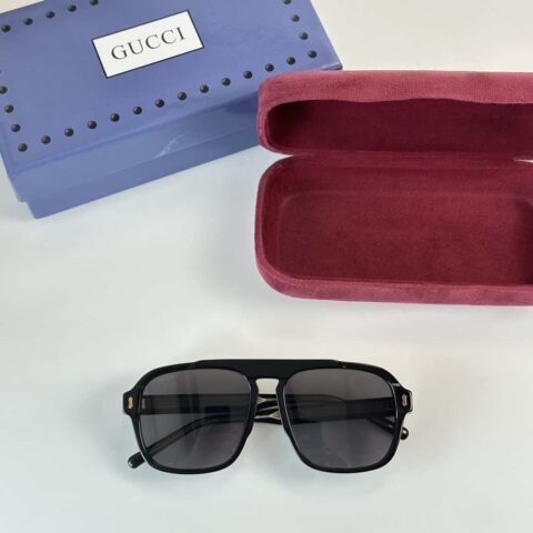 GUCCI古驰一体式镜框男女通用太阳眼镜