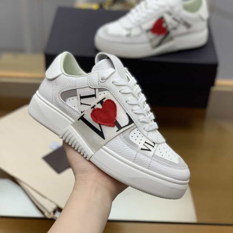 VALENTINO华伦天奴 六条橡胶效果VLTN logo小牛皮绑带运动鞋