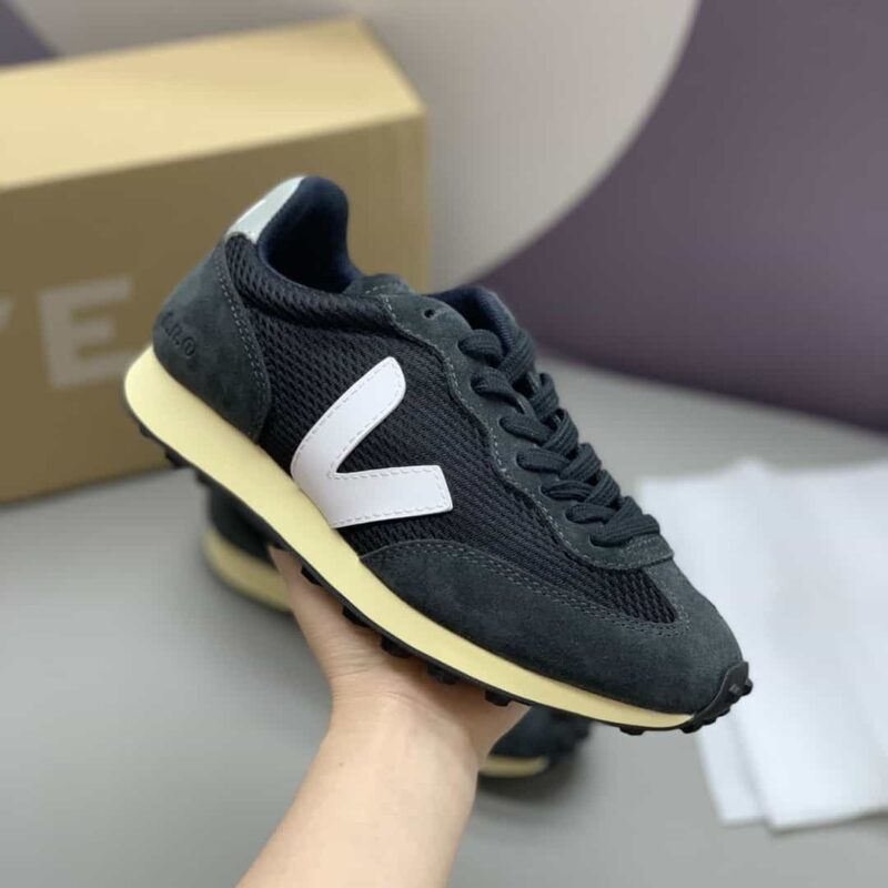 VEJA 情侣款复古阿甘鞋