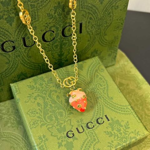 新款古驰gucci草莓🍓双G项链耳钉耳环