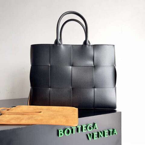 38cm小四格 B家2023早春新品 Arco Tote 手拿包 型号;729244 Intreccio编织皮革托特手袋
