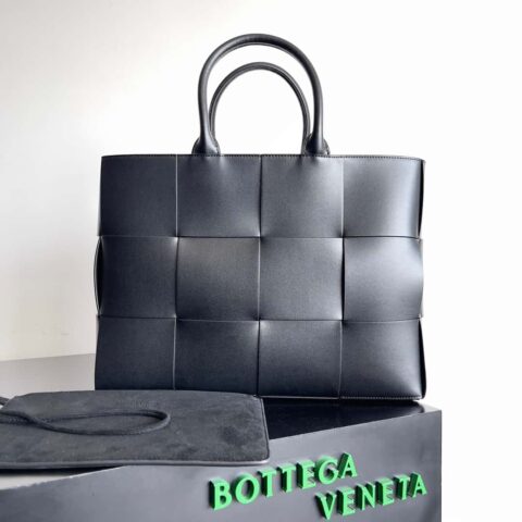 38cm小四格 B家2023早春新品 Arco Tote 手拿包 型号;729244 Intreccio编织皮革托特手袋
