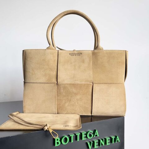 BottegaVeneta葆蝶家 38cm Intrecciato编织磨砂托特手袋 型号:609175