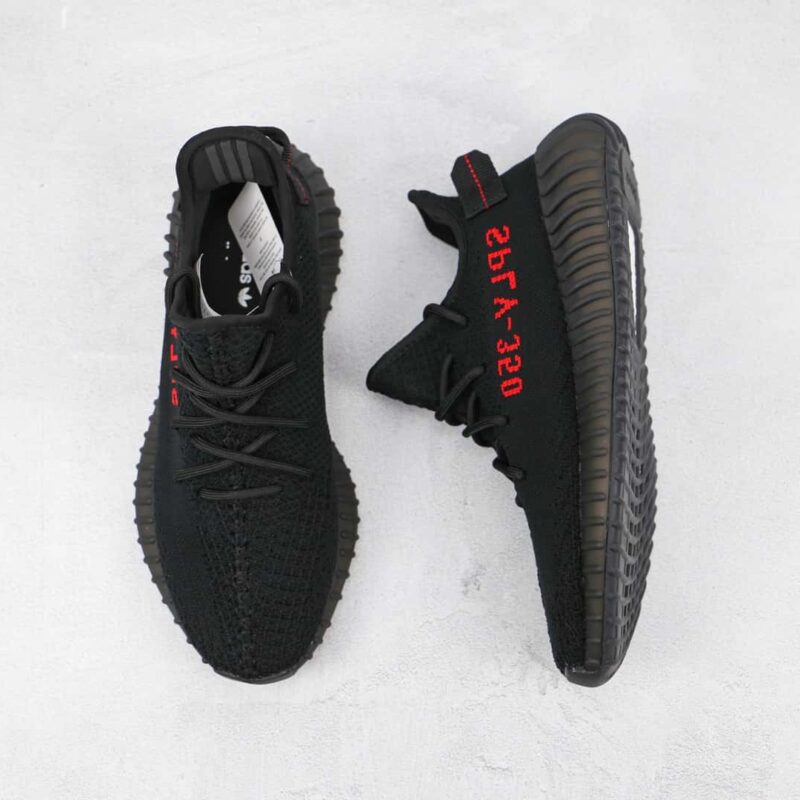 椰子 350 V2 巴斯夫 Yeezy Boost 350 V2 黑红字运动鞋货号:CP9652