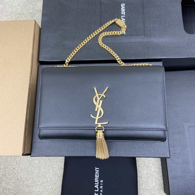 Y家最经典的款式Kate鳄鱼纹链条斜挎包型号:377829