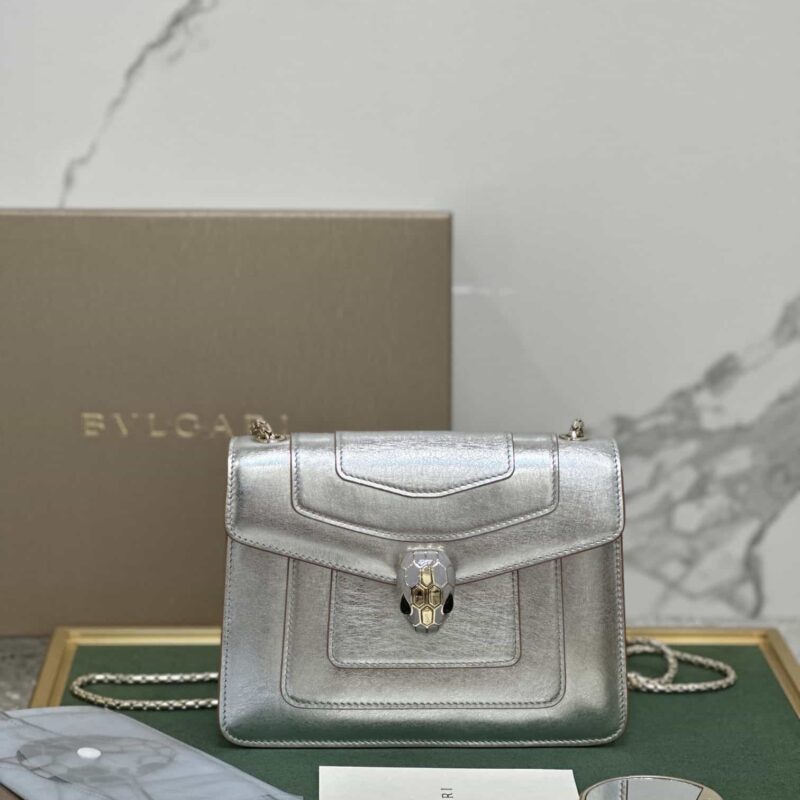  𝘽𝙑𝙇𝙂𝘼𝙍𝙄𝙎𝙀𝙍𝙋𝙀𝙉𝙏𝙄𝙁𝙊𝙍𝙀𝙑𝙀𝙍专柜热卖系列 原单品质 Serpenti Forever “单层型号：35107”翻盖小方包包