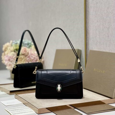 SERPENTI FOREVER EAST-WEST系列小号肩包型号:292104