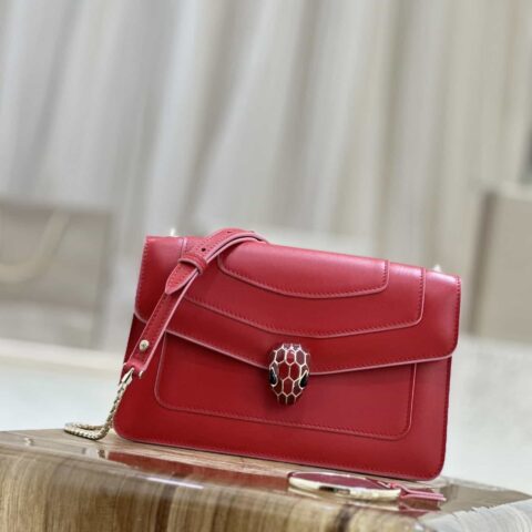 𝘽𝙑𝙇𝙂𝘼𝙍𝙄𝙎𝙀𝙍𝙋𝙀𝙉𝙏𝙄𝙁𝙊𝙍𝙀𝙑𝙀𝙍专柜热卖系列 Serpenti Forever 精致斜挎包型号:38102