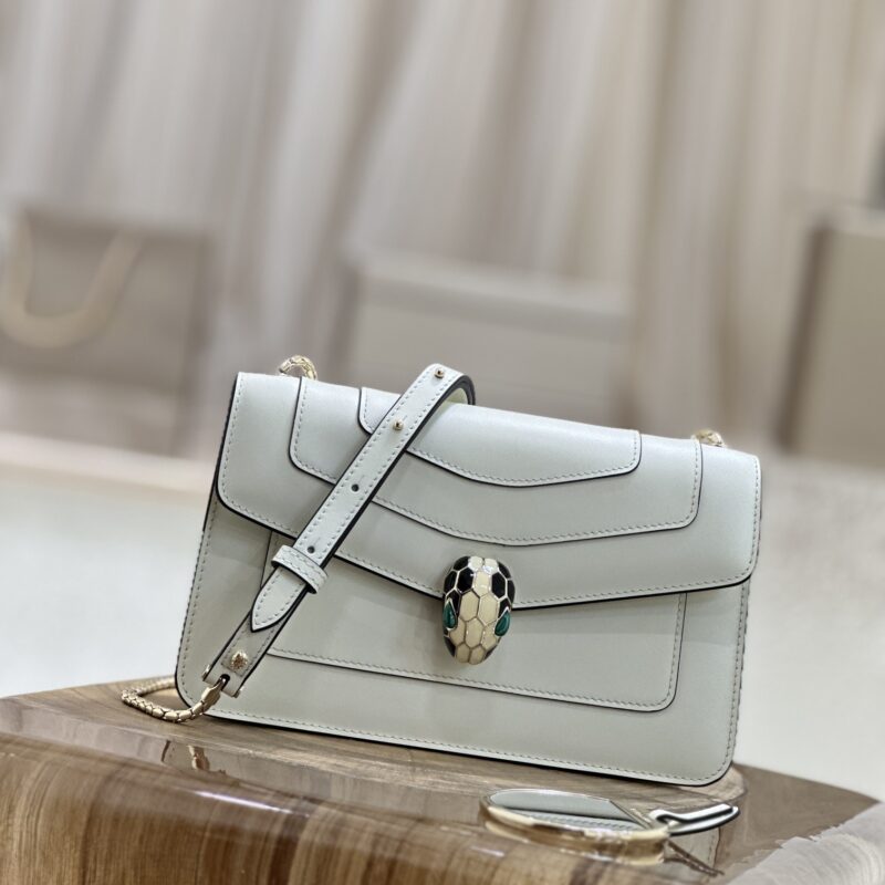 𝘽𝙑𝙇𝙂𝘼𝙍𝙄𝙎𝙀𝙍𝙋𝙀𝙉𝙏𝙄𝙁𝙊𝙍𝙀𝙑𝙀𝙍专柜热卖系列 Serpenti Forever 精致斜挎包型号:38102