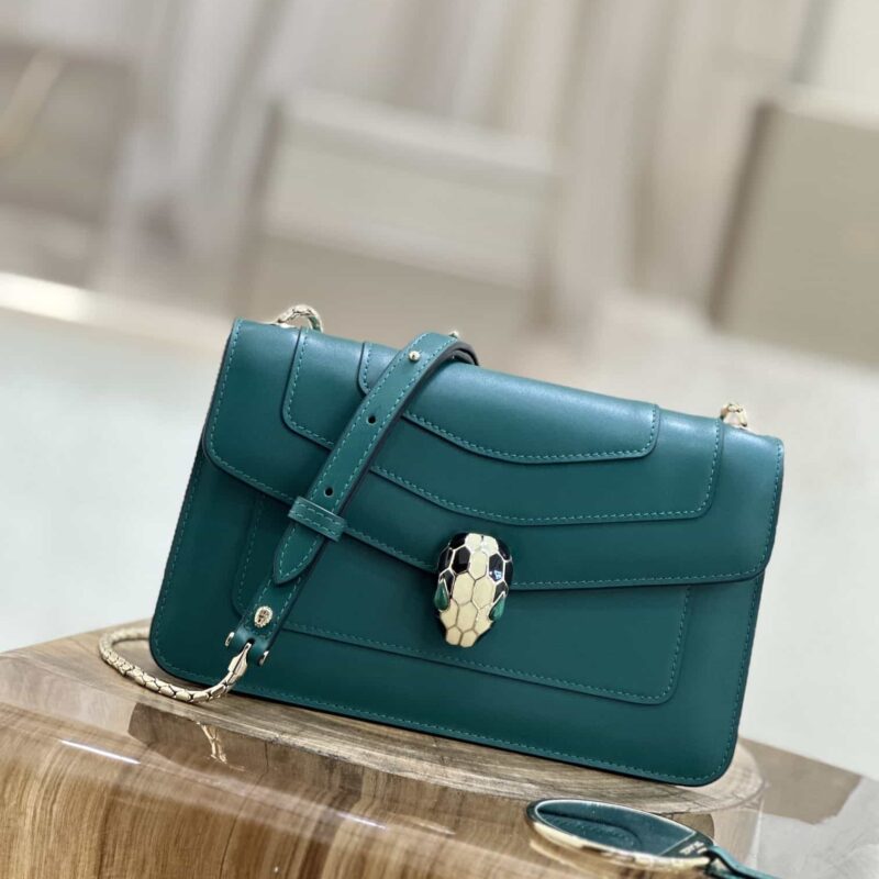 𝘽𝙑𝙇𝙂𝘼𝙍𝙄𝙎𝙀𝙍𝙋𝙀𝙉𝙏𝙄𝙁𝙊𝙍𝙀𝙑𝙀𝙍专柜热卖系列 Serpenti Forever 精致斜挎包型号：38102
