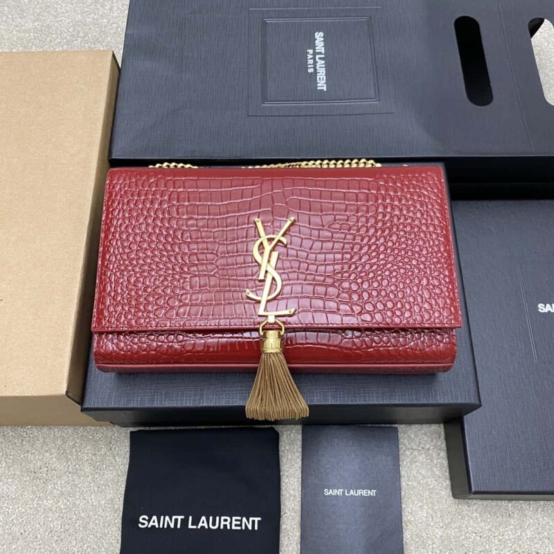 Y家最经典的款式Kate鳄鱼纹链条斜挎包大红鳄/金扣型号:377829