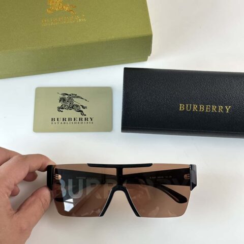 Burberry巴宝莉男女款连体片太阳眼镜