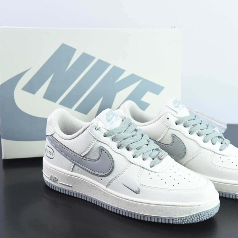 Nike Air Force 1 AF1 空军一号/低帮 白灰 刺绣 货号：HP2369-003