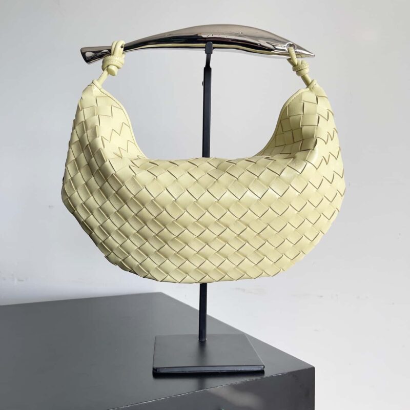 BottegaVeneta2023新款 葆蝶家Bv 春夏新款 迷你沙丁鱼SARDINE 款号:716082 大号