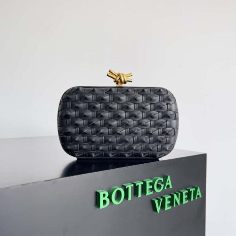 BottegaVeneta葆蝶家BV Knot |晚宴包 款号:717622 羊皮拼格黑色