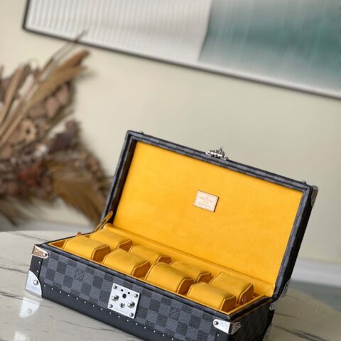 M20016黑格黄里 COFFRET 8 MONTRES 表盒