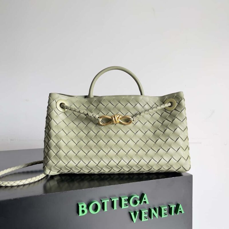 Bottega Veneta 新品横款Andiamo手袋 款号:754990 洞石绿