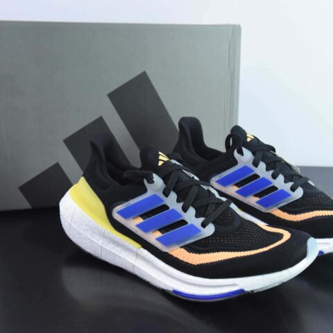 阿迪 AD Pure Boost 2023 Light”White/Orange/Blue“23版轻弹UB系列低帮袜套式针织透气缓震休闲运动慢跑鞋 货号:HP9204
