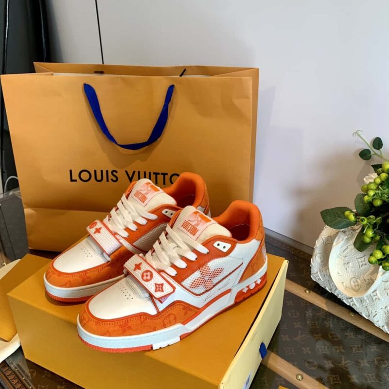 LV/路易威登 1v驴牌𝟐𝟎𝟐𝟐|𝐭𝐫𝐚𝐢𝐧𝐞𝐫系列最新魔术贴运动鞋