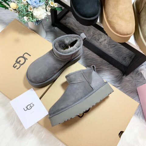 🐰🐰UGG厚底款迷你低帮🐾~雪地靴