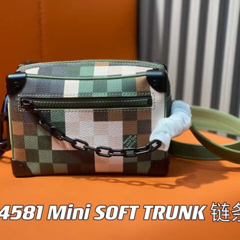 【原单精品】M24581迷彩格子 男包盒子包系列 Virgil Abloh 2024早春 Mini SOFT TRUNK 链条包,M44735