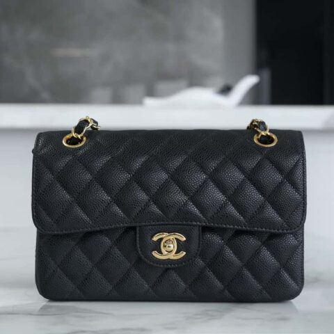 CHANEL  「Classic Flap」经典口盖包 黑牛金 小号〰️ A01113
