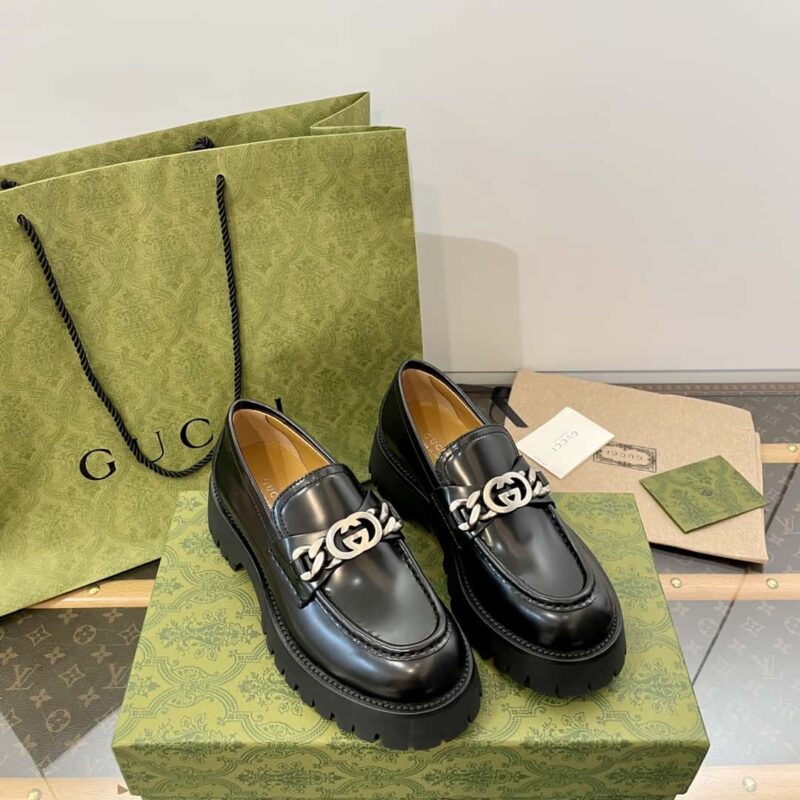 GUCCI 𝟐𝟎𝟐𝟑古奇互扣双G链条⛓厚底乐福鞋