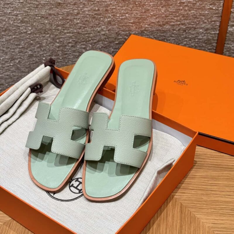 Hermès 拖鞋
