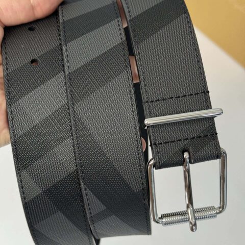 Burberry博柏利 英伦设计腰带 3.5CM