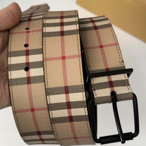 Burberry博柏利 英伦设计腰带 3.5CM