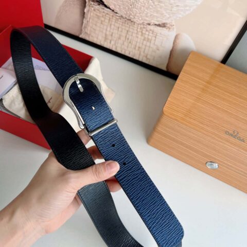 Ferragamo菲拉格慕 双面头层牛皮腰带 3.5CM