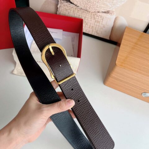 Ferragamo菲拉格慕 双面头层牛皮腰带 3.5CM
