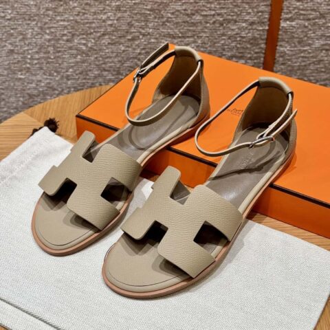 Hermès H家春夏必备穿搭凉鞋