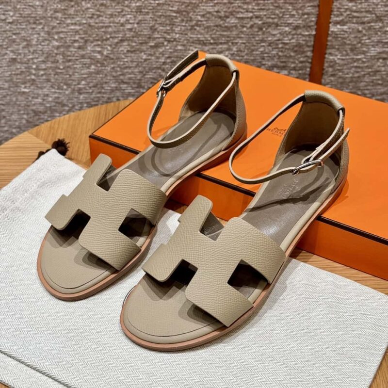 Hermès H家春夏必备穿搭凉鞋