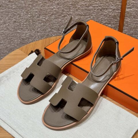 Hermès H家春夏必备穿搭凉鞋