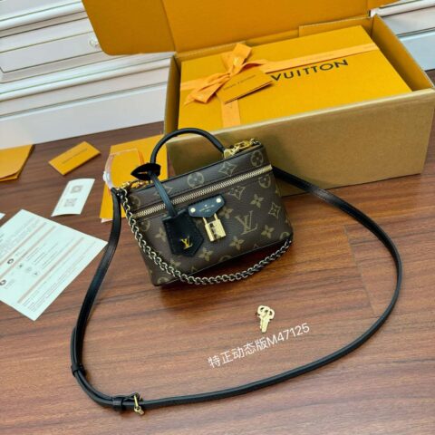 LV M47125 VANITY CHAIN POUCH 手袋