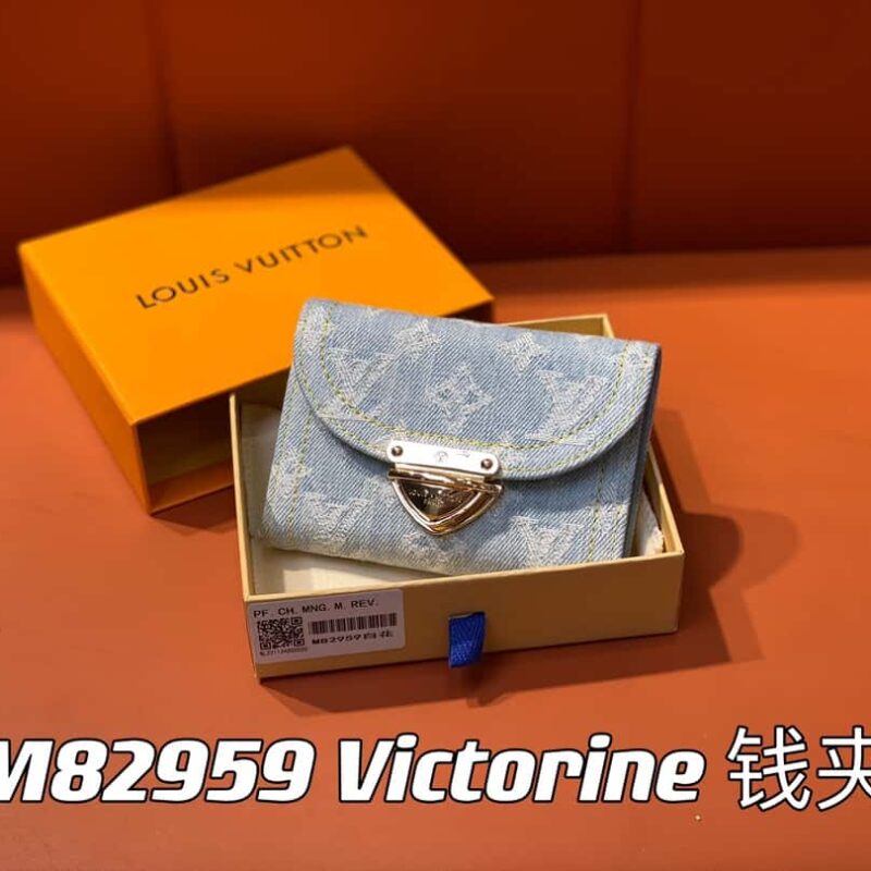 【原单精品】M82959浅蓝色牛仔 三折钱包系列 Victorine 钱夹(丹宁牛仔)