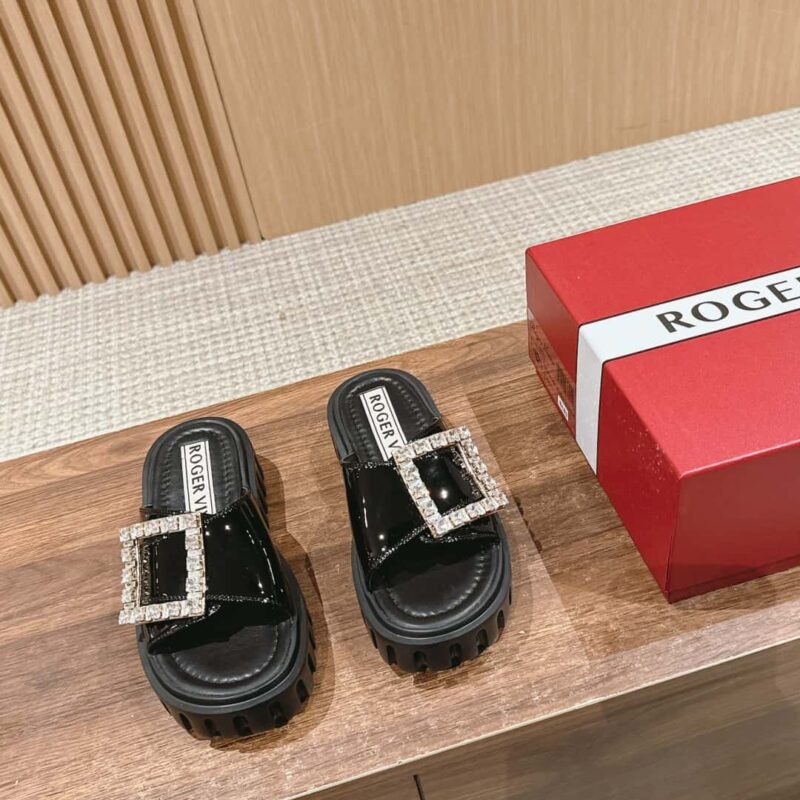 𝐑𝐎𝐆𝐄𝐑 𝐕𝐈𝐕𝐈𝐄𝐑 罗杰维维亚新款饼干厚底拖鞋