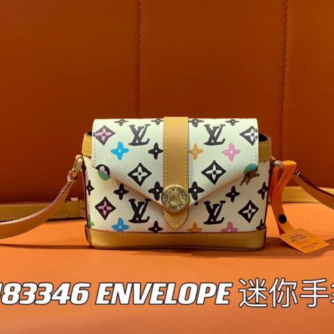 【原单精品】M83346白彩 男包邮差包系列 ENVELOPE 迷你手袋 (Tyler联名)