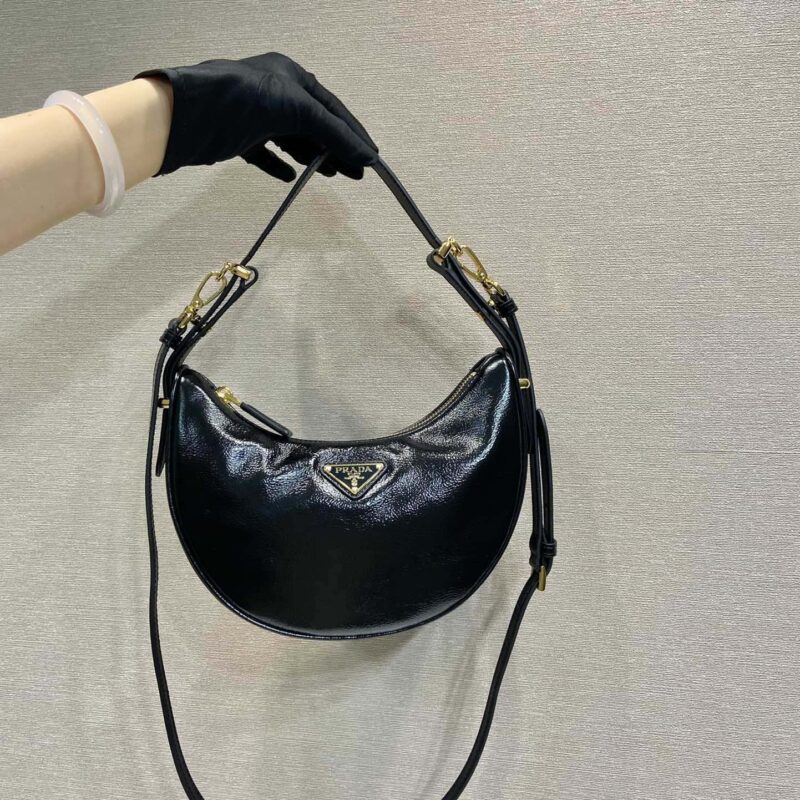 PRADA🎉Moon手袋🎉1BC194漆油腊皮