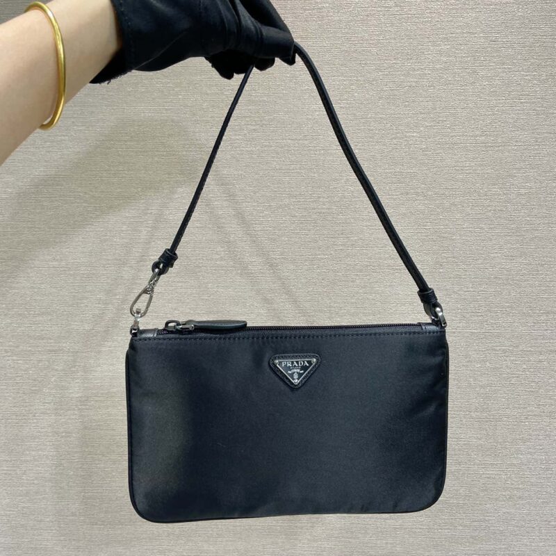 PRADA🎉新款腋下包🎉1NI545🎉🎉黑色