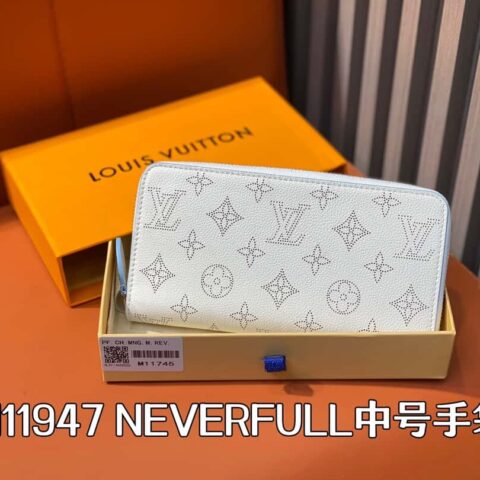 【原单精品】M11745白色镂空 单拉链钱包系列 Zippy拉链钱夹 M60017 11745 白色(镂空)