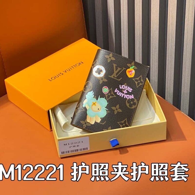 【原单精品】M12500绿色全皮压花 西装夹钱包系列 MULTIPLE 钱夹