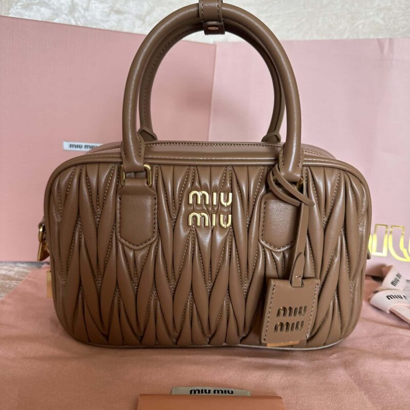 5BB124:MiuMiu新品too pretty保龄球手袋 棕色 Arcadie Matelassé软羊革手袋