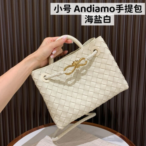 BV 小号 Andiamo手提包 766014海盐白