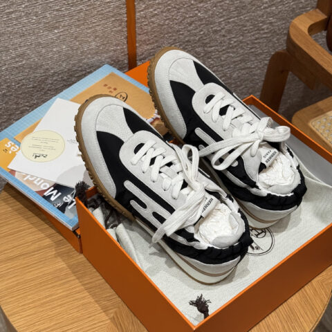 HERMES 617-Jet德训运动鞋👟(男款🚹)黑配白/Black and white