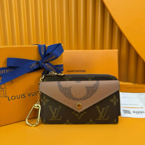 LV M81303 《特級免稅》