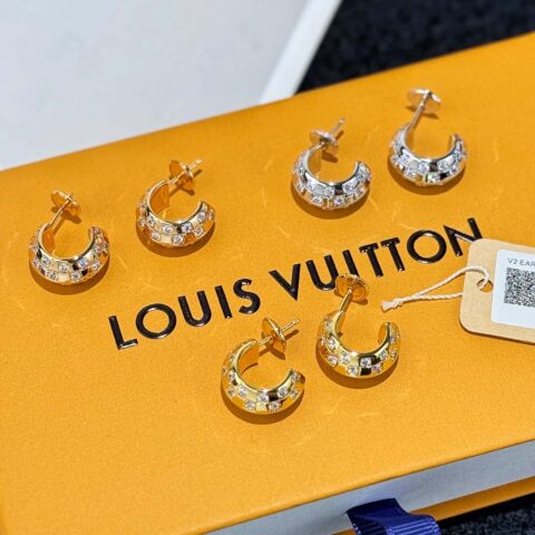 ❗️新品❗️ ☀Louis Vuitton 路易威登LV间隔钻蜂窝耳环耳钉 ☀