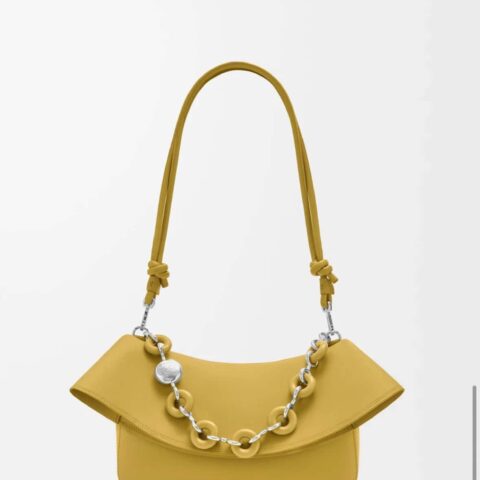 LOEWE 最新|𝑙𝑜𝑒𝑤𝑒 𝑜𝑙𝑎 手袋“鹊定爱”七夕限定Ola手袋AP22P22X09
